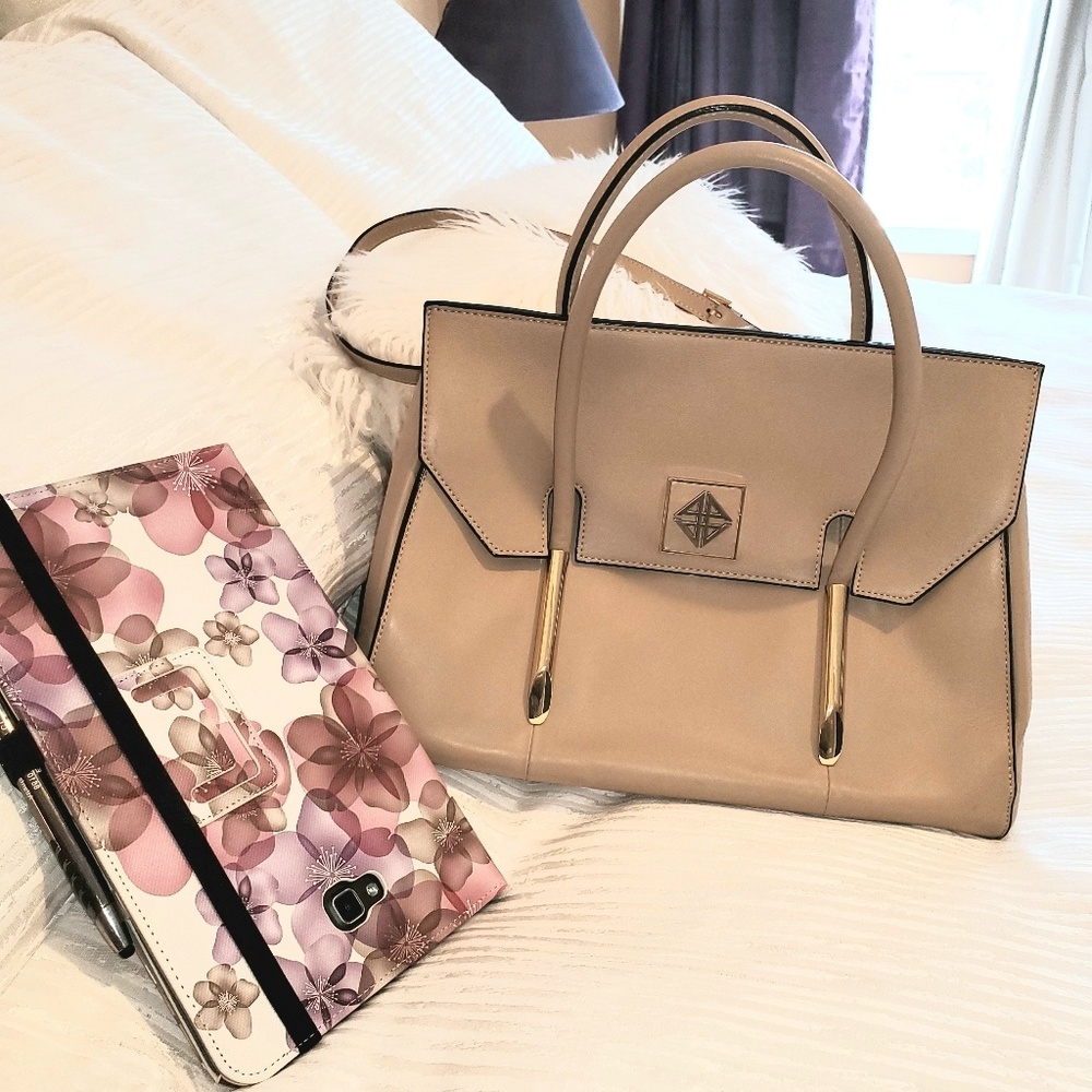 Antonio Melani tan handbag with flap